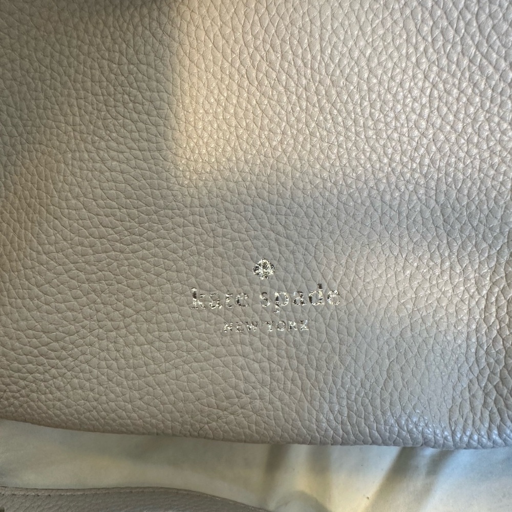 Kate Spade Pebbled Cream Leather Hobo Shoulder Bag - Picture 2 of 9